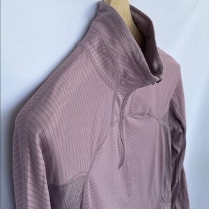 EUC Lululemon Mauve Quarter-Zip Pullover